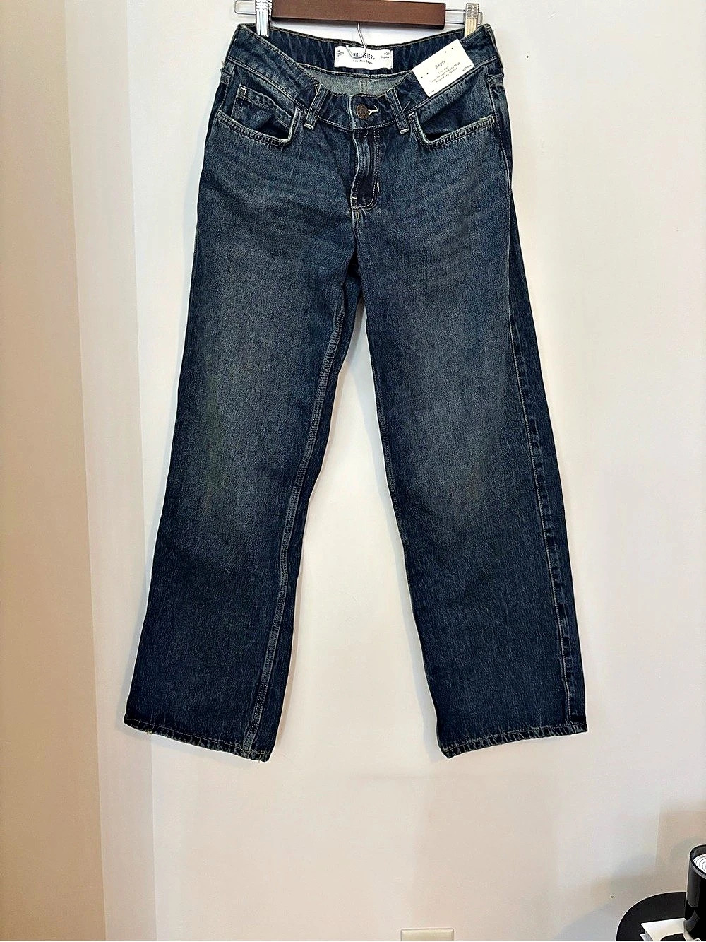 Hollister Low-Rise Baggy Jeans Blue Waist 27